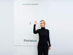 Kisah Kejatuhan Elizabeth Holmes Miliuner Muda Silicon Valley Kisah Kejatuhan Elizabeth Holmes Miliuner Muda Silicon Valley