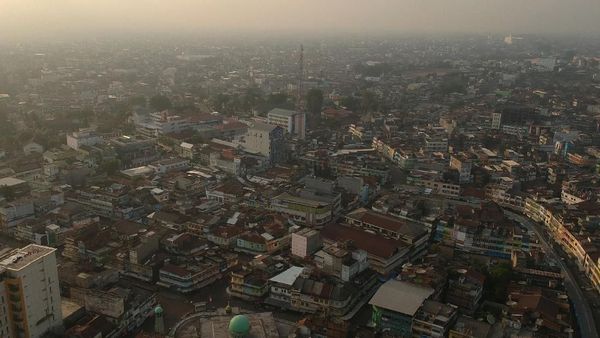 Kabut Asap Selimuti Kota Jambi