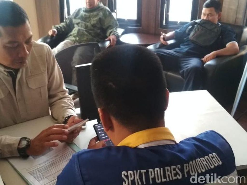 Saldo Rp 21,5 Juta Raib, Seorang Nasabah di Ponorogo Lapor Polisi Saldo Rp 21,5 Juta Raib, Seorang Nasabah di Ponorogo Lapor Polisi