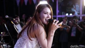 Yessy Bintang Buka Kemeriahan Panggung Gembira 17-an di detikcom