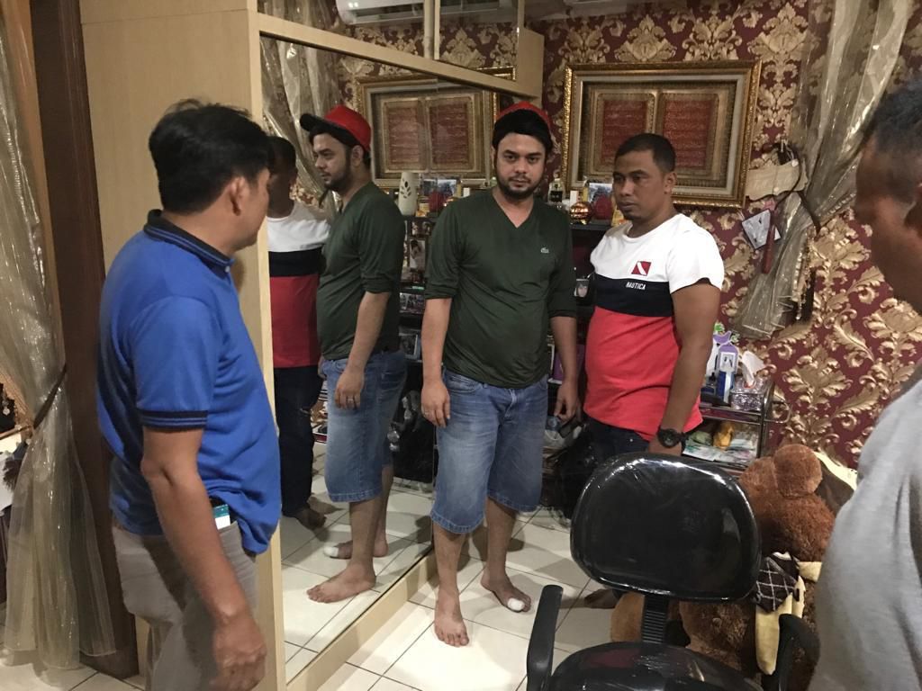Begini Penampakan Artis Rio Reifan Saat Ditangkap Terkait Narkoba Begini Penampakan Artis Rio Reifan Saat Ditangkap Terkait Narkoba