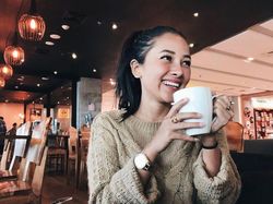 Doyan Ngopi, Ini Mutia Ayu yang Diisukan Dekat dengan Glenn Fredly