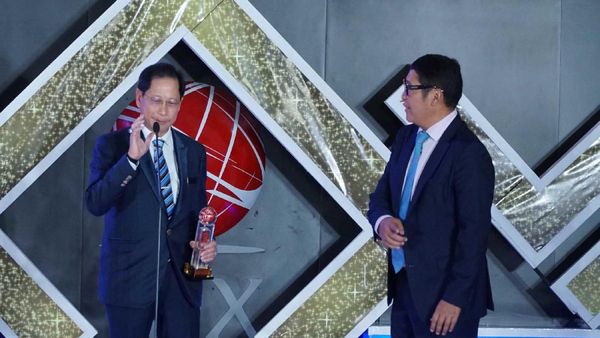BCA Raih  Lifetime Achievement oleh IDX Channel