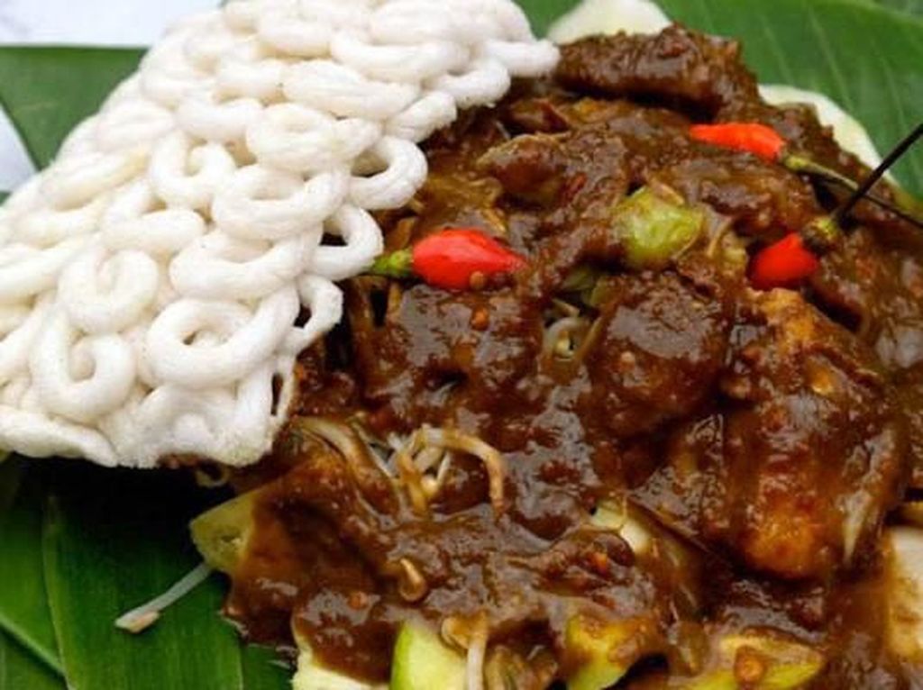 Jalan-Jalan ke Surabaya? Jangan Lewatkan 7 Hidangan Khas Ini Jalan-Jalan ke Surabaya? Jangan Lewatkan 7 Hidangan Khas Ini