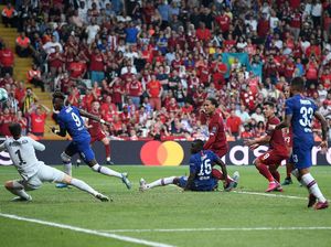 Van Dijk: Laga yang Bagus untuk Penonton, Tidak untuk Pemain