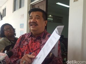 Pengacara Wiranto Anggap Gugatan Kivlan Zen soal Pam Swakarsa Janggal Pengacara Wiranto Anggap Gugatan Kivlan Zen soal Pam Swakarsa Janggal