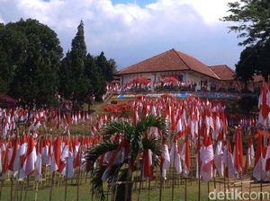 Penampakan Ribuan Bendera Merah Putih Penuhi Perundingan Linggarjati