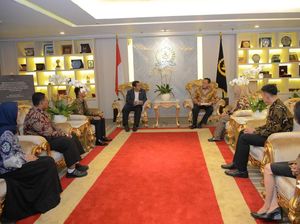 Ketua DPR Berharap Parlemen Remaja Bikin Milenial Melek Politik Ketua DPR Berharap Parlemen Remaja Bikin Milenial Melek Politik