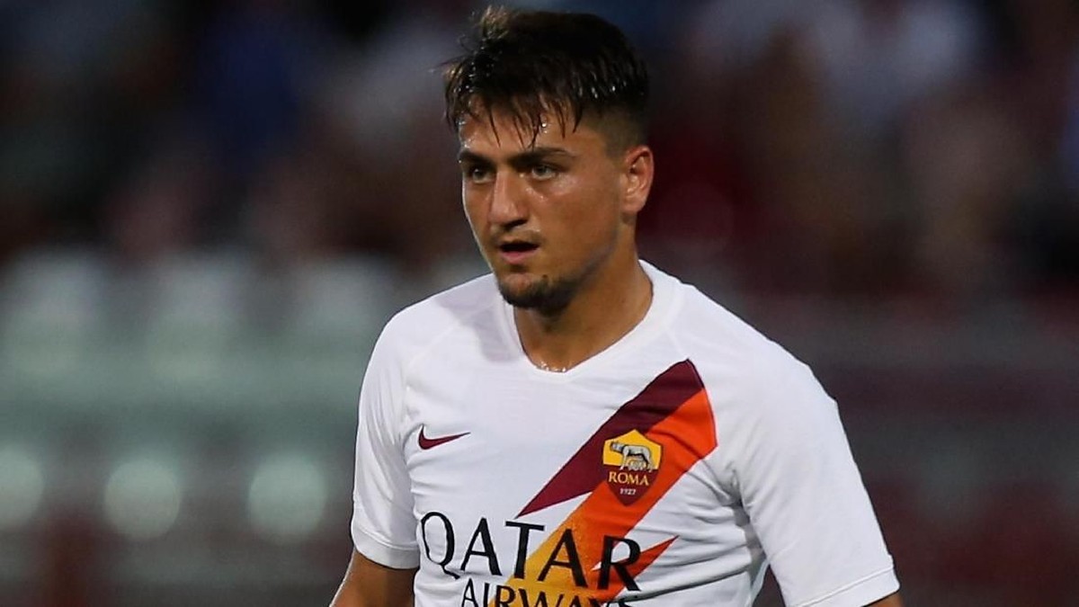Cengiz Under memperpanjang kontraknya di AS Roma sampai 2023 (Foto: Paolo Bruno/Getty Images)