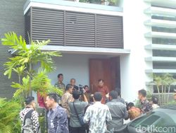 Wapres JK Bertamu ke Kediaman Buya Syafii di Yogya