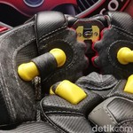 Amankah Jok Motor yang Dimodif Ekstrim?