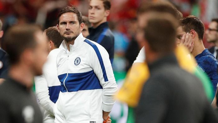 Frank Lampard menyoroti perbedaan jeda pertandingan antara Chelsea dan Liverpool sebelum duel di Piala Super Eropa (Foto: John Sibley/Action Images via Reuters) Frank Lampard menyoroti perbedaan jeda pertandingan antara Chelsea dan Liverpool sebelum duel di Piala Super Eropa (Foto: John Sibley/Action Images via Reuters)