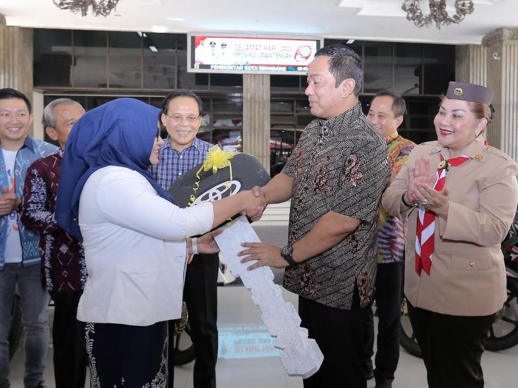 Walkot Hendi Apresiasi Semarang Great Sale, Transaksi Tembus Rp 128 M Walkot Hendi Apresiasi Semarang Great Sale, Transaksi Tembus Rp 128 M
