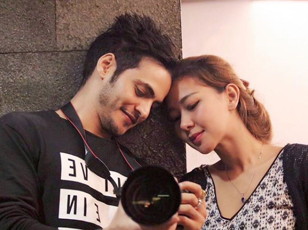 Melihat Kemesraan Ravi Bhatia si Bintang Jodha Akbar dan Istri Melihat Kemesraan Ravi Bhatia si Bintang Jodha Akbar dan Istri