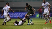 Pertandingan berlangsung sengit dan menarik.