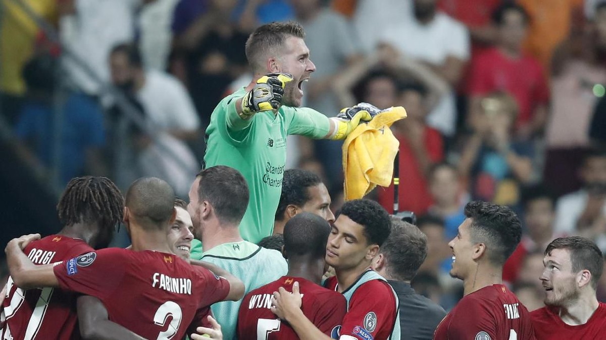 Adrian San Miguel tampil sebagai pahlawan Liverpool di Piala Super Eropa (AP Photo/Thanassis Stavrakis)