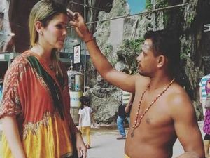 Jalan-jalan Usai Nonton MotoGP di Malaysia