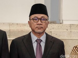 Pantun Zulkifli Tutup Sidang Tahunan MPR: Kita Dukung Jokowi Pimpin Negeri