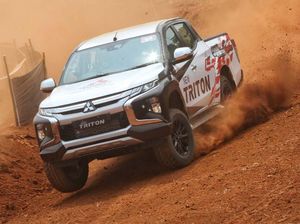 Menjajal Mitsubishi Triton di Habitat Aslinya Menjajal Mitsubishi Triton di Habitat Aslinya