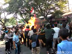 Kaleidoskop 2019: Polisi Terbakar Api Mahasiswa-Debt Collector Dihabisi Nasabah