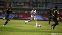 Mambahan tiga angka membawa anak asuhan Stefano Cugurra Teco menggusur Tira Persikabo dari puncak klasemen. Mereka mengumpulkan 31 angka dari 13 laga unggul satu angka dari Tira Persikabo.
