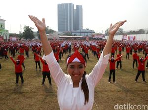 Melihat Tarian Kolosal Indonesia Bekerja yang Pecahkan Rekor MURI