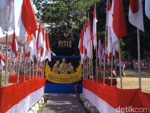 Wow! 10001 Bendera Menancap di Gedung Perundingan Linggarjati