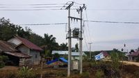 Dua Desa Terakhir di Rokan Hulu-Riau Kini Terang Benderang