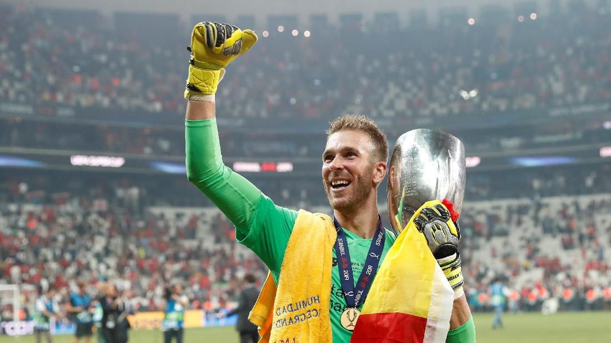 Adrian San Miguel jadi pahlawan kemenangan Liverpool di Piala Super Eropa (REUTERS/Murad Sezer)