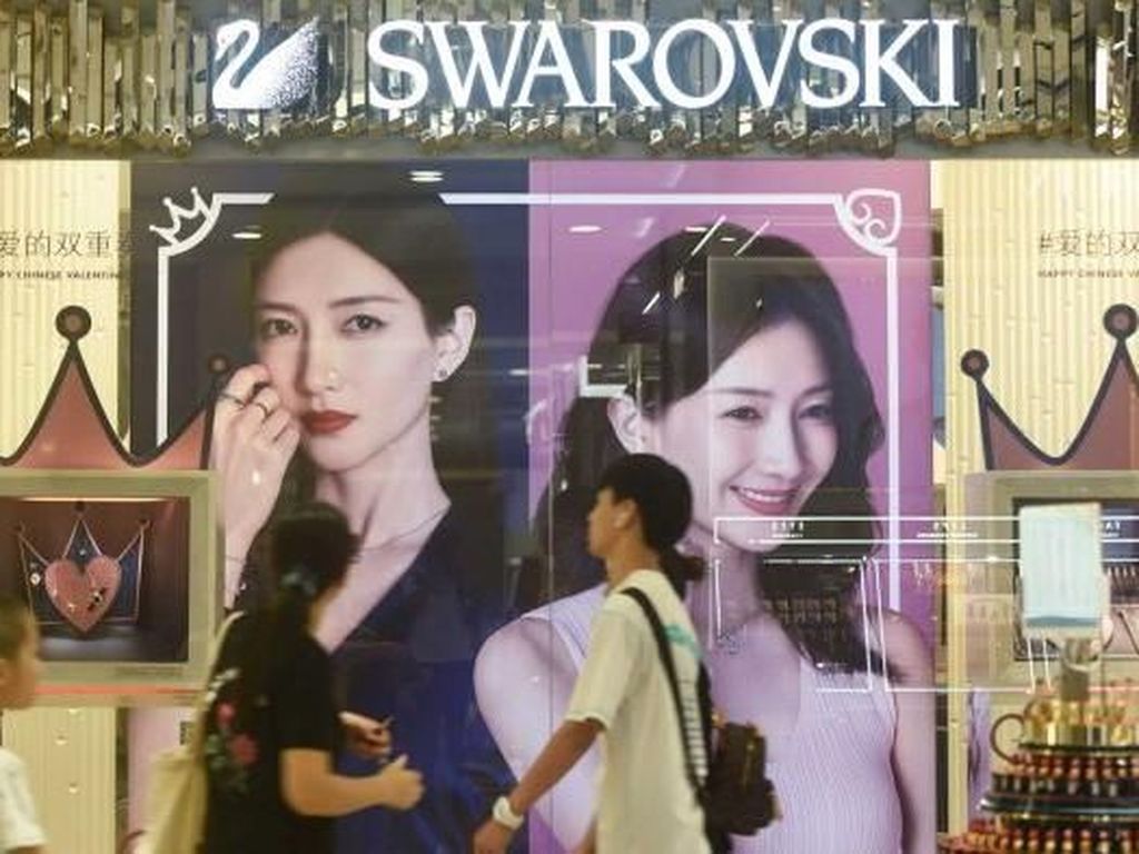 Merek Terkenal Dunia Jadi Sasaran Kemarahan China karena Hong Kong Merek Terkenal Dunia Jadi Sasaran Kemarahan China karena Hong Kong