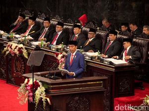 Jokowi: Rupiah Diperkirakan Rp 14.400 per Dolar AS di 2020 Jokowi: Rupiah Diperkirakan Rp 14.400 per Dolar AS di 2020