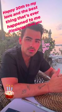 Joe Jonas/