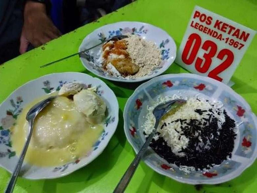 Malang Juga Punya Jajanan Kuno yang Populer Sejak Puluhan Tahun Malang Juga Punya Jajanan Kuno yang Populer Sejak Puluhan Tahun