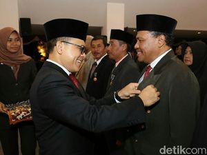 315 ASN Banyuwangi Raih Penghargaan Satyalancana Karya Satya 2019 315 ASN Banyuwangi Raih Penghargaan Satyalancana Karya Satya 2019