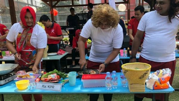 Ini Keseruan Lomba Masak Saat 17 Agustusan