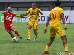 Di sisa waktu pertandingan, tak ada gol balasan tercipta. Bhayangkara kalah 0-1 dari Badak Lampung.