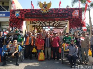 Gua Hingga Kethek Ogleng Hiasi Gapura Kantor Polisi Pacitan Jelang HUT RI