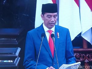 Jokowi Pamer Pengangguran Turun, Kemiskinan Terendah dalam Sejarah Jokowi Pamer Pengangguran Turun, Kemiskinan Terendah dalam Sejarah