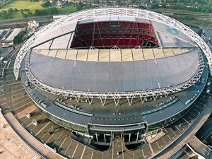 Foto: Stadion Sepakbola dengan 2.618 Toilet