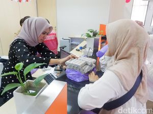 Pasutri di Wonosobo Daftar Haji dengan Tabungan Uang Koin