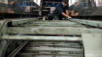 Perawatan dan Pemeliharaan Eskalator JPO Salemba