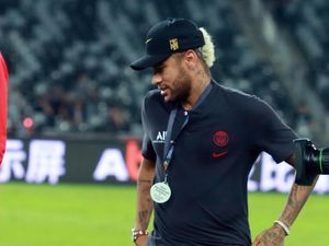 Demi Gabung Barcelona, Neymar Rela Gajinya Dipotong Rp 237 M