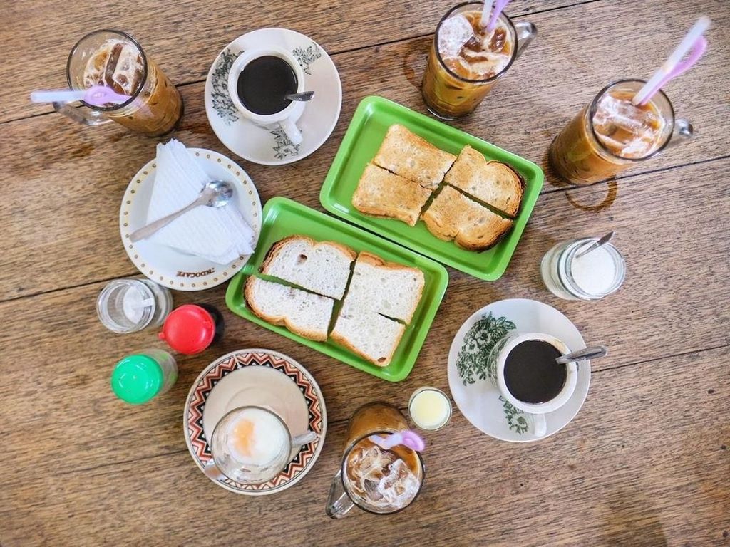 Juara Kuliner Tempo Dulu Medan Ada di 5 Tempat Makan Ini Juara Kuliner Tempo Dulu Medan Ada di 5 Tempat Makan Ini