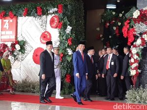 Presiden Jokowi Tiba, Sidang Tahunan MPR Dimulai