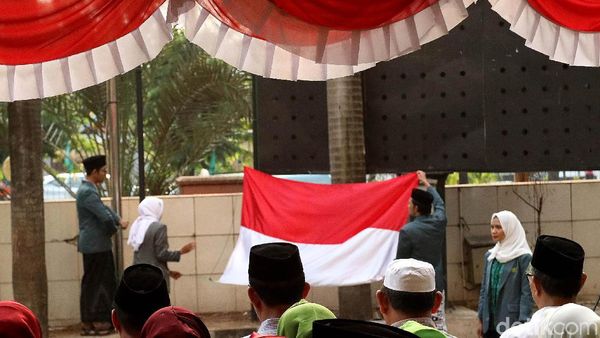 Melihat Suasana Upacara Hari Kemerdekaan di PBNU