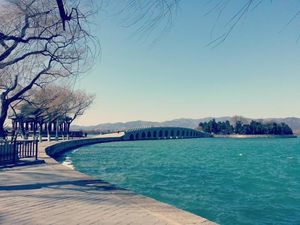 Mengunjungi Summer Palace China, Tapi di Musim Dingin