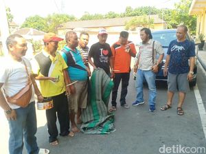 Judi di Hari Kemerdekaan, Tiga ASN di Situbondo Diamankan Judi di Hari Kemerdekaan, Tiga ASN di Situbondo Diamankan