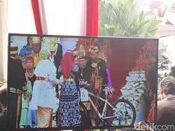 Tiga Baju Adat Terbaik HUT ke-74 RI di Istana Dapat Sepeda dari Jokowi