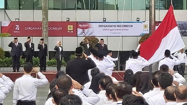 PLN Gelar Upacara HUT Ke-74 RI