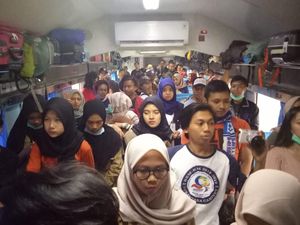 Pengganti Upacara Bendera, Penumpang KA Nyanyi Lagu Indonesia Raya Pengganti Upacara Bendera, Penumpang KA Nyanyi Lagu Indonesia Raya